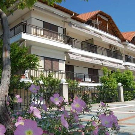 Melachrini Apartments Vrasná Стая снимка