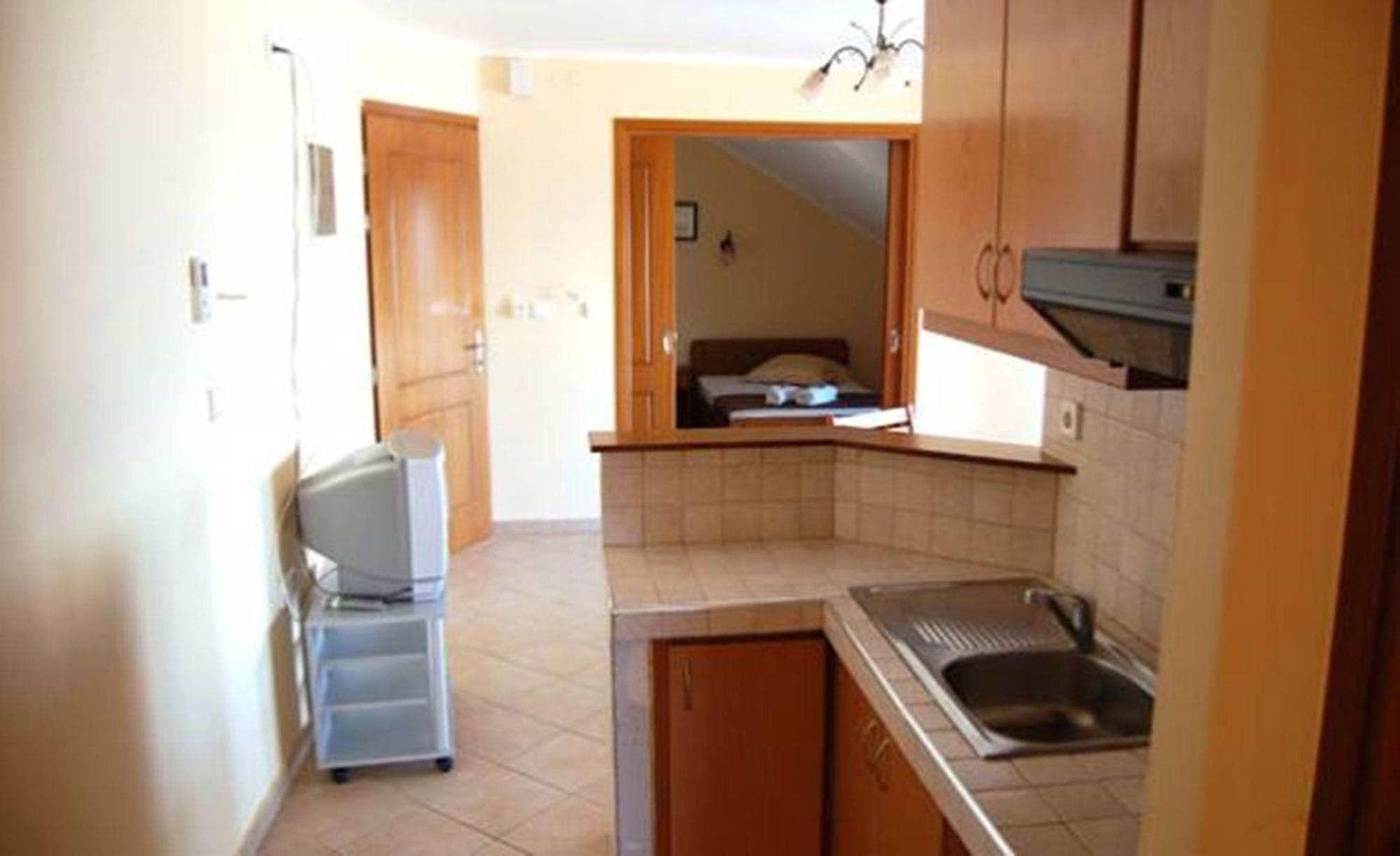 Melachrini Apartments Vrasná Стая снимка